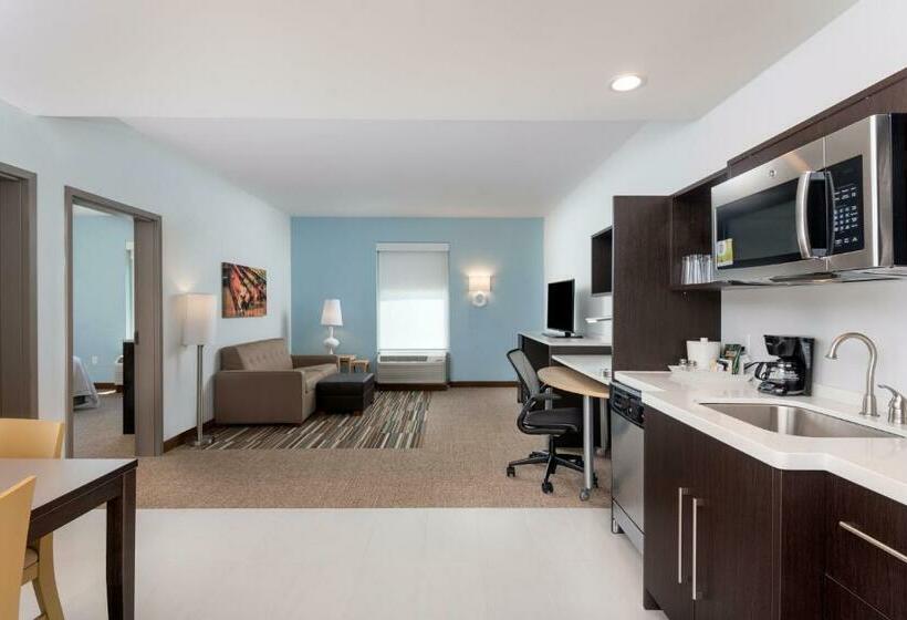 Deluxe Suite King Bed, Home2 Suites By Hilton Charlotte University Research Park