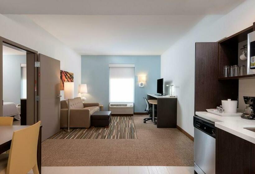 سوئیت با تخت بزرگ, Home2 Suites By Hilton Charlotte University Research Park