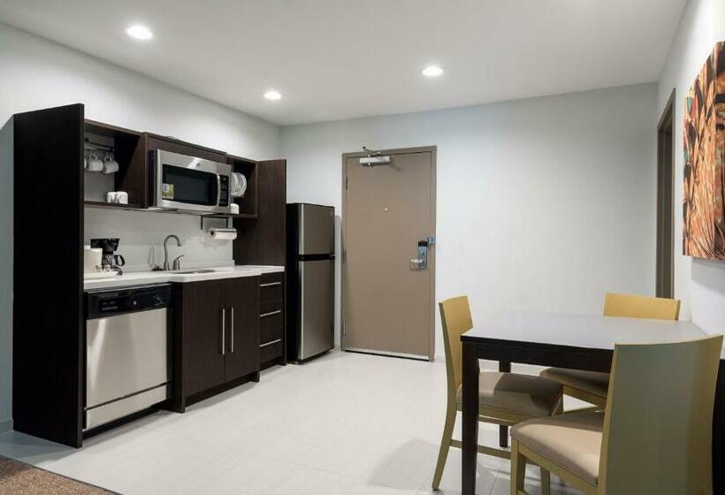 سوئیت با تخت بزرگ, Home2 Suites By Hilton Charlotte University Research Park