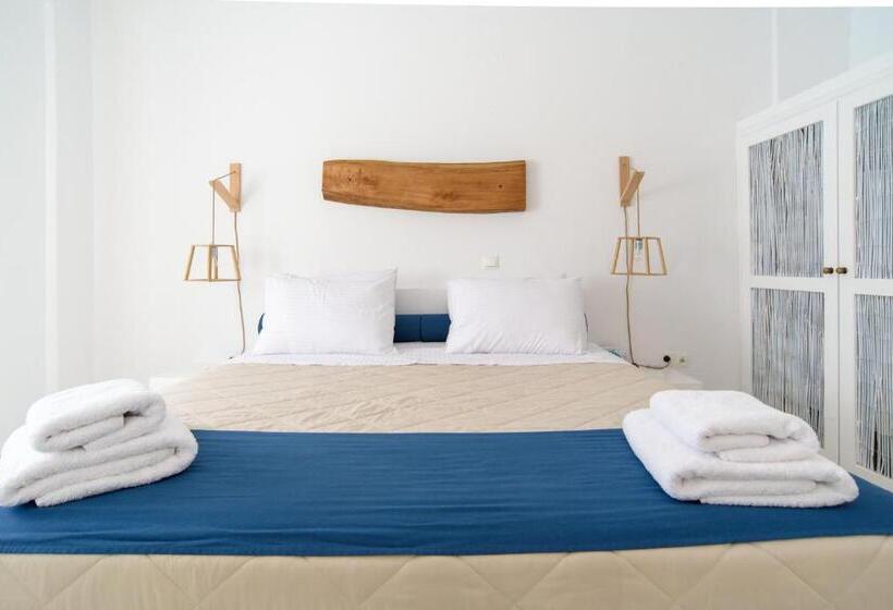 Suite Vue Mer Latérale, Santorini Crystal Blue Boutique