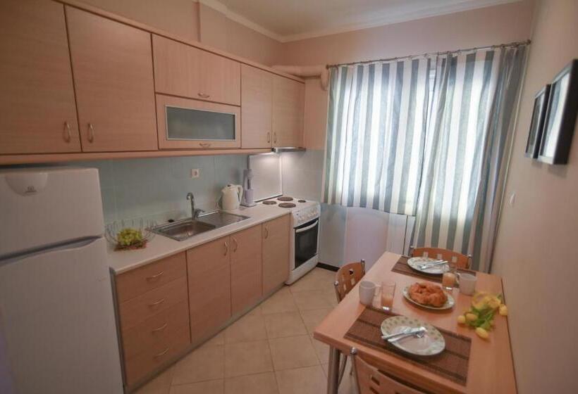 Апартаменты 3 Спальни, Villa Theodora
