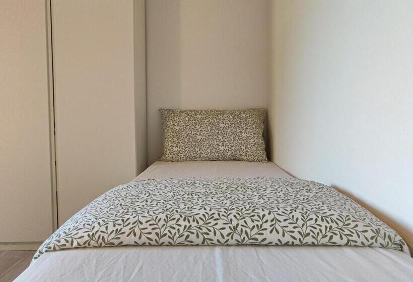 Стандартный внешний трехместный номер с ванной комнатой, Desideria Rooms Bed And Breakfast