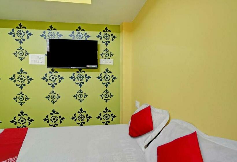 Номер Стандарт, Super Oyo Flagship M Adarsh Guest House