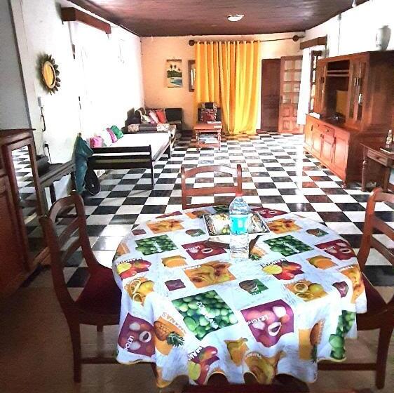 آپارتمان 2 خوابه, Maison D Hôtes Villa Mont Du Pèlerin à Toamasina Madagascar
