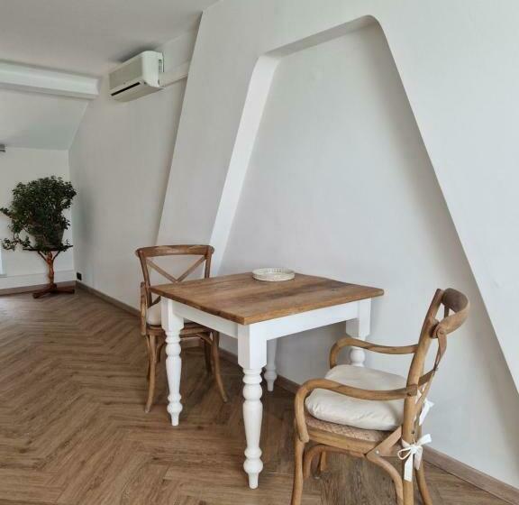 Номер Стандарт, Habitat