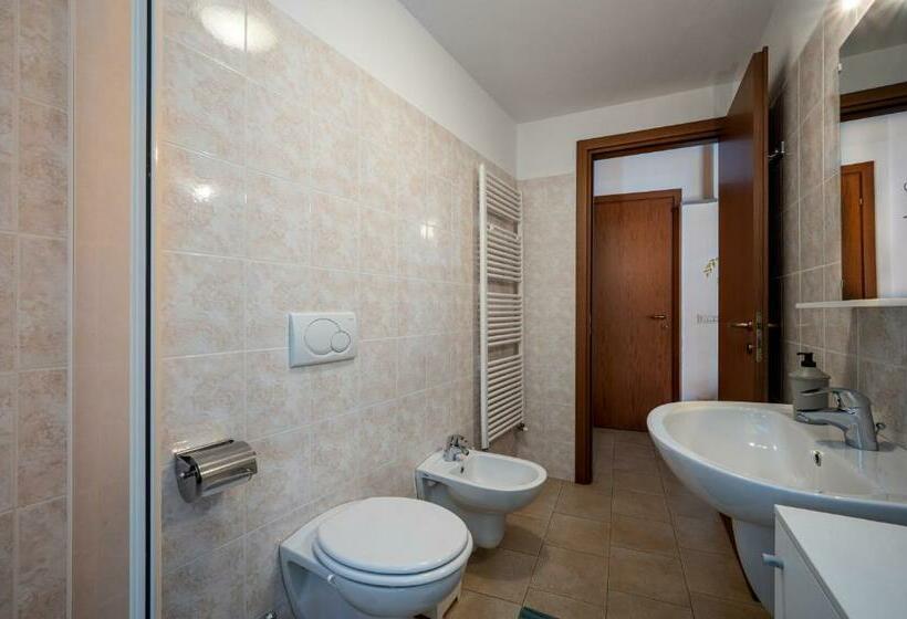 آپارتمان 1 خوابه با چشم‌انداز باغ, Agribenessere Brenzio