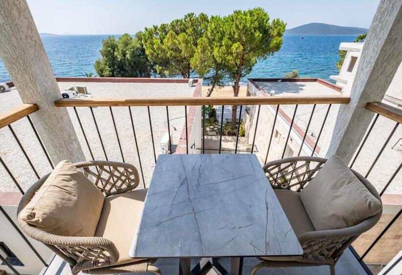 סוויטה נוף לים, Isolina Bodrum