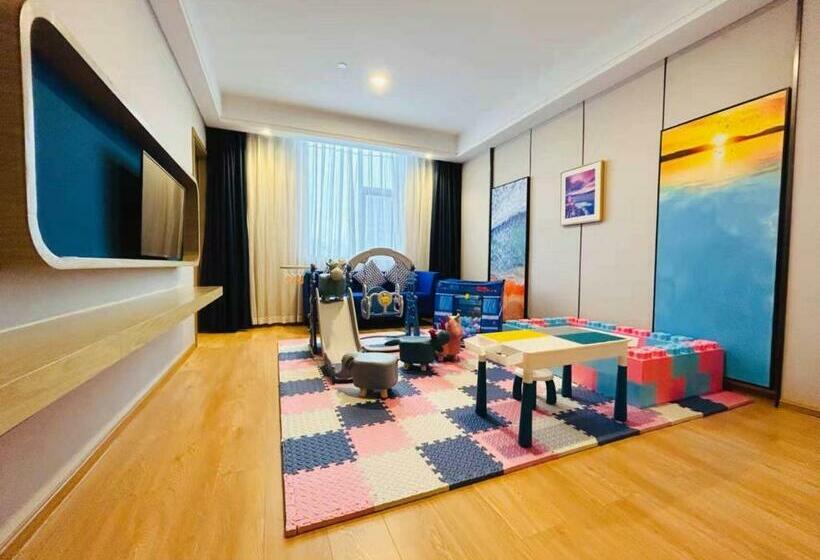 سوییت خانوادگی, Kyriad Marvelous Hotel Chaozhou Fortune Central