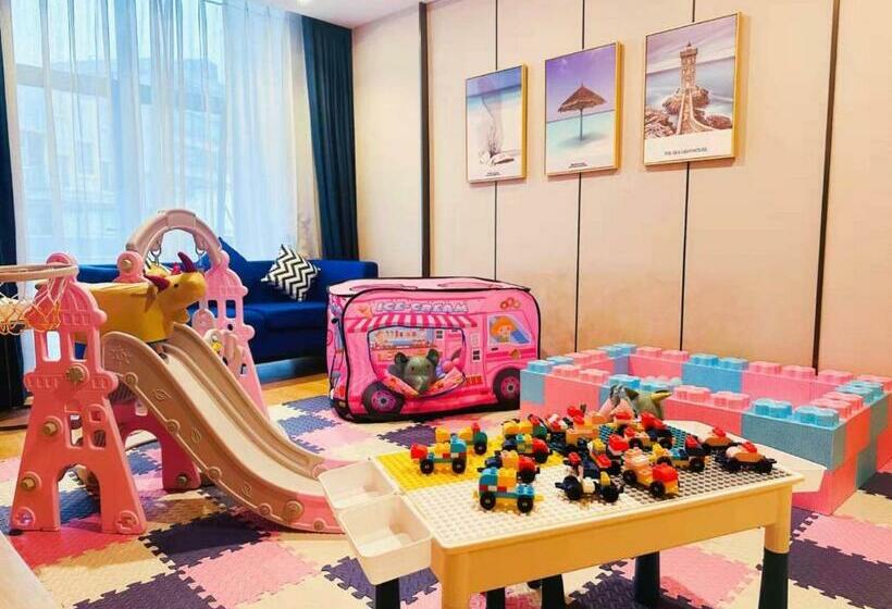 سوییت خانوادگی, Kyriad Marvelous Hotel Chaozhou Fortune Central