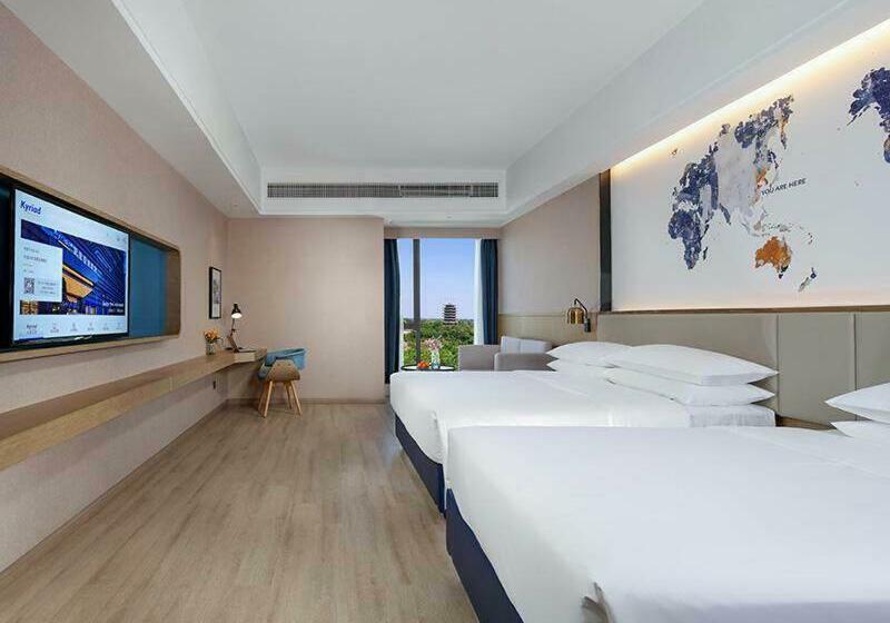 Трехместный Номер Superior, Kyriad Marvelous Hotel Ziyang North Railway Station