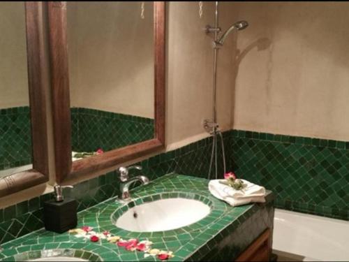اتاق عادی, Arabian Riad