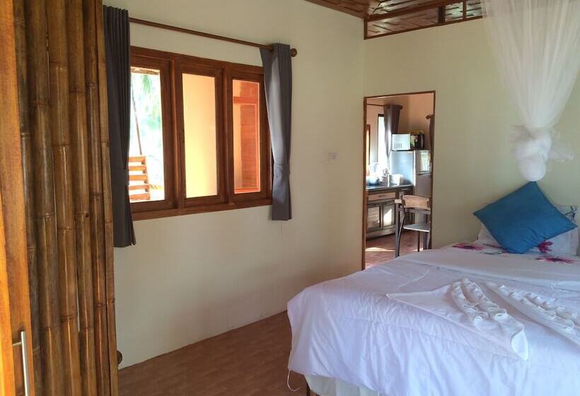 Семейный Номер, The Ford Sunset Beach Resort