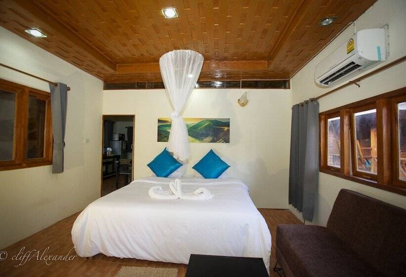 Семейный Номер, The Ford Sunset Beach Resort