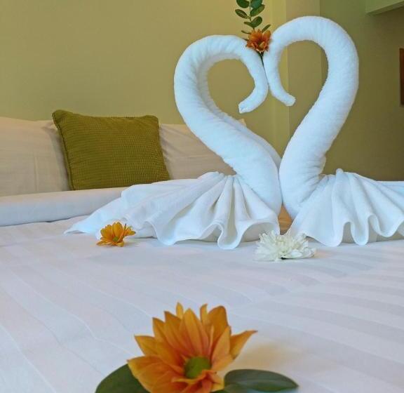 Номер Deluxe с Балконом, The Ford Sunset Beach Resort