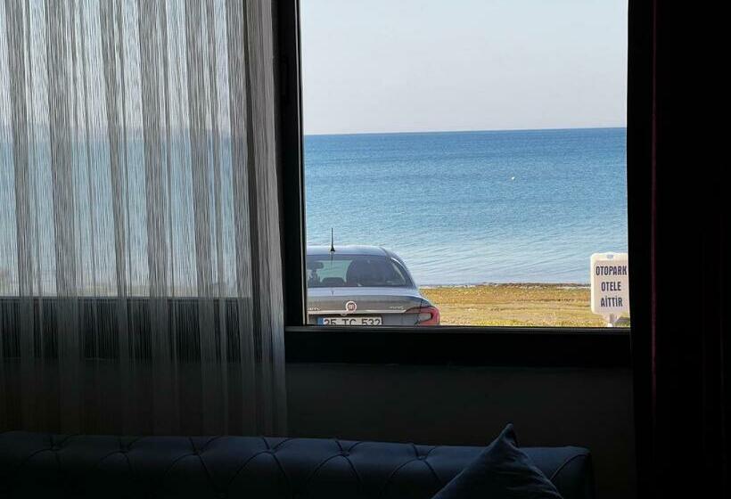 اتاق خانوادگی, Comfort Sui̇tes Urla
