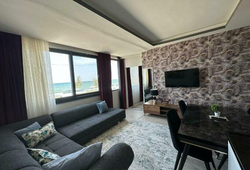 اتاق خانوادگی, Comfort Sui̇tes Urla