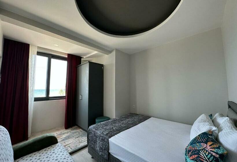 اتاق خانوادگی, Comfort Sui̇tes Urla