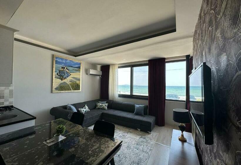 اتاق خانوادگی, Comfort Sui̇tes Urla
