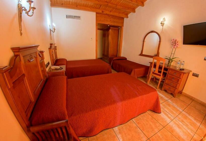 Quarto Triplo Estandar, Alfonso Viii