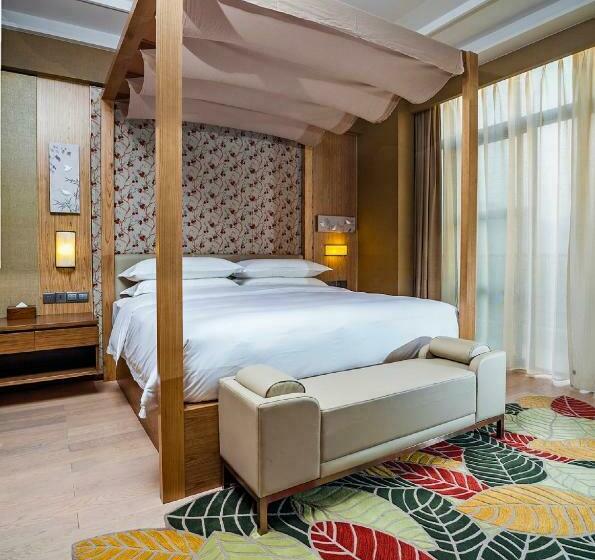 Люкс Вид Гольф, Four Points By Sheraton Chengdu, Pujiang Resort