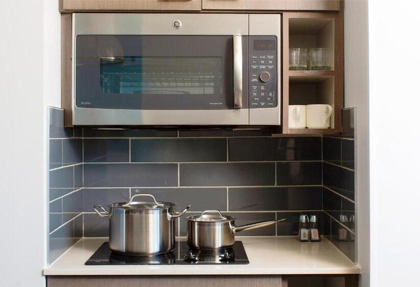 Люкс, Hyatt House Dallas/frisco