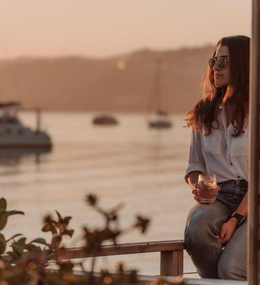 اتاق استاندارد با تخت بزرگ, The Lofts Boutique