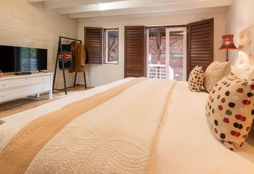 اتاق لوکس, The Lofts Boutique
