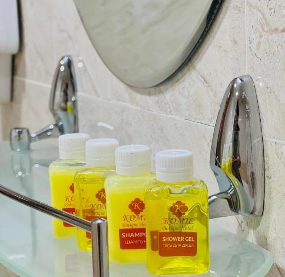 주니어 스위트, Komil Bukhara Boutique