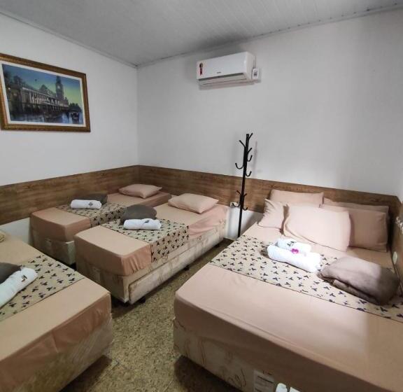 Quarto Familiar, Aparecida Akuto S Pousada