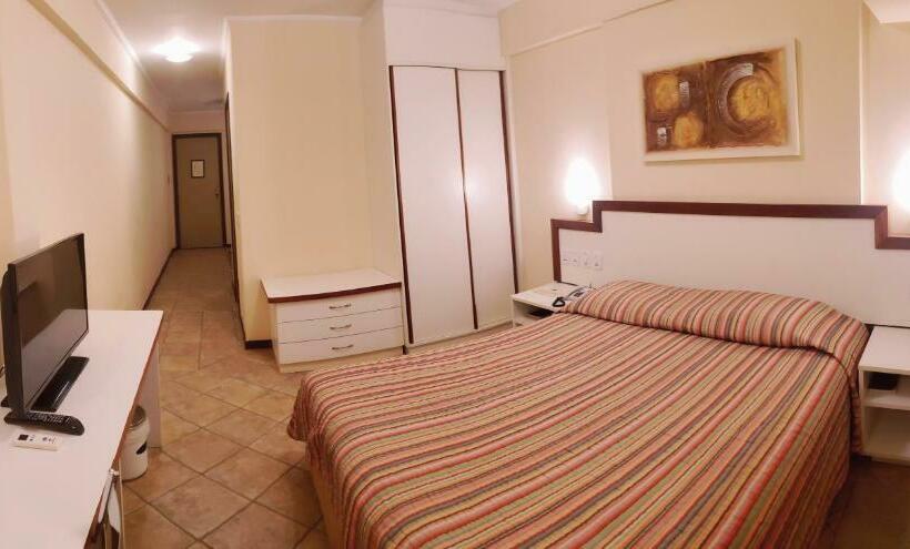 Трехместный Номер Deluxe, Lord Plaza
