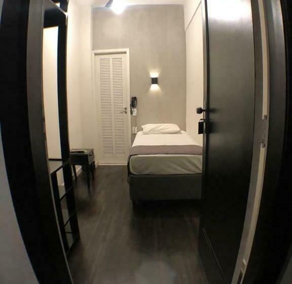اتاق استاندارد یک نفره, Hostel Carabelas   Proximo A 25 De Março E Brás