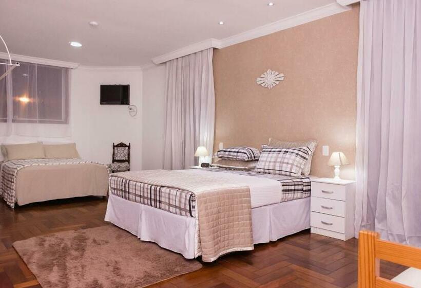 Четырехместный Номер Deluxe, Hospedaria Casa Real