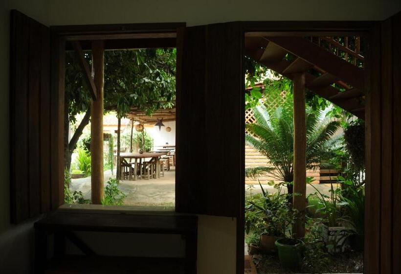 기본룸, Pousada Casa De Nomades