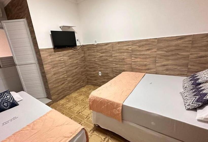 Quarto Triplo Estandar, Pousada Sao Luiz