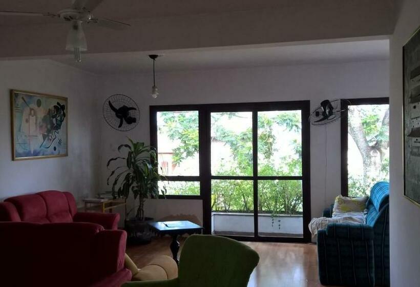 تختخواب در اتاق مشترک, Residencial Casa Grande