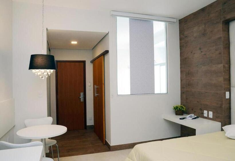 스탠다드 룸 킹사이즈 침대, Giordano Mantiqueira