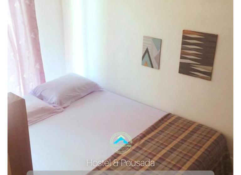 اتاق استاندارد با سرویس بهداشتی مشترک, Rio Surf House Hostel E Pousada