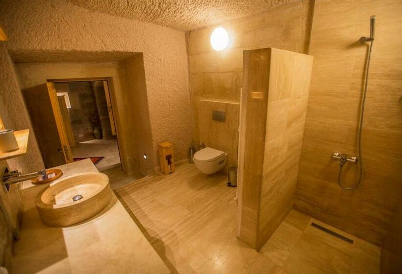 Family Suite, Kistar Cave