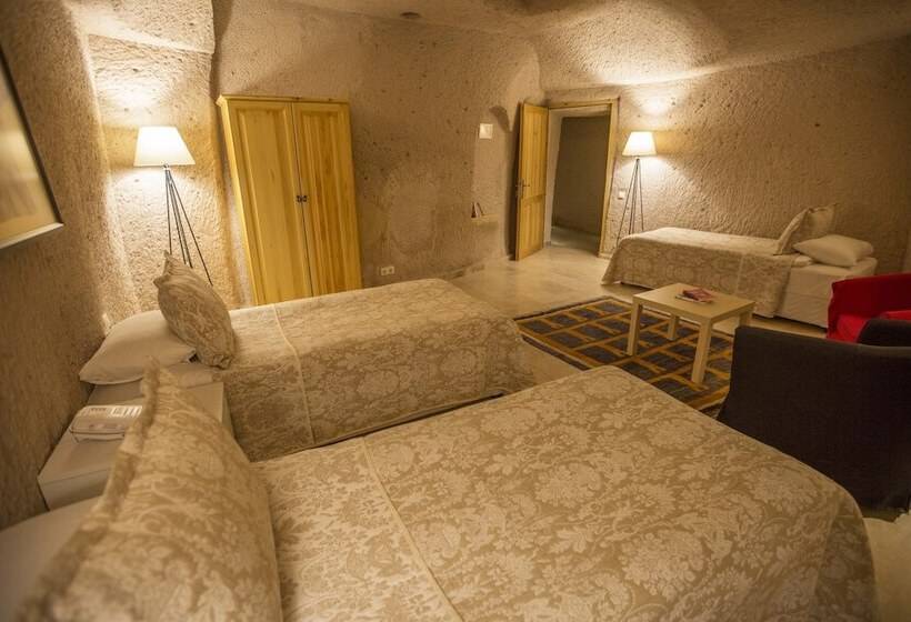 Family Suite, Kistar Cave
