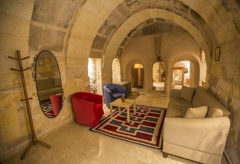 Family Suite, Kistar Cave