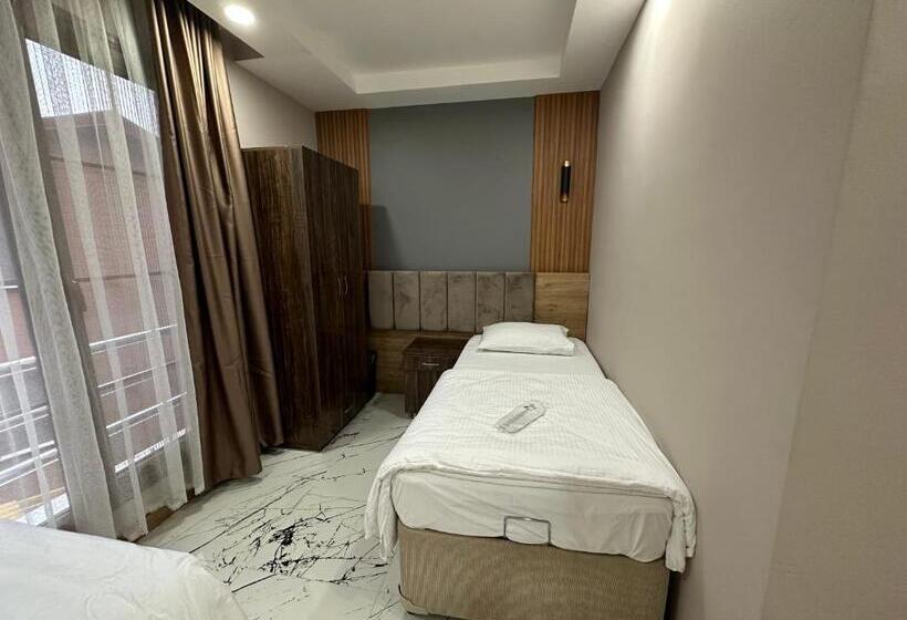 Трежместный Номер Economy, Poyraz Hotel Uzungöl