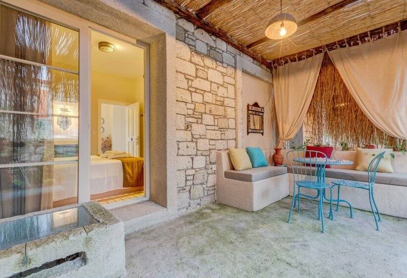 Quarto Estandar com Terraço, Vespera