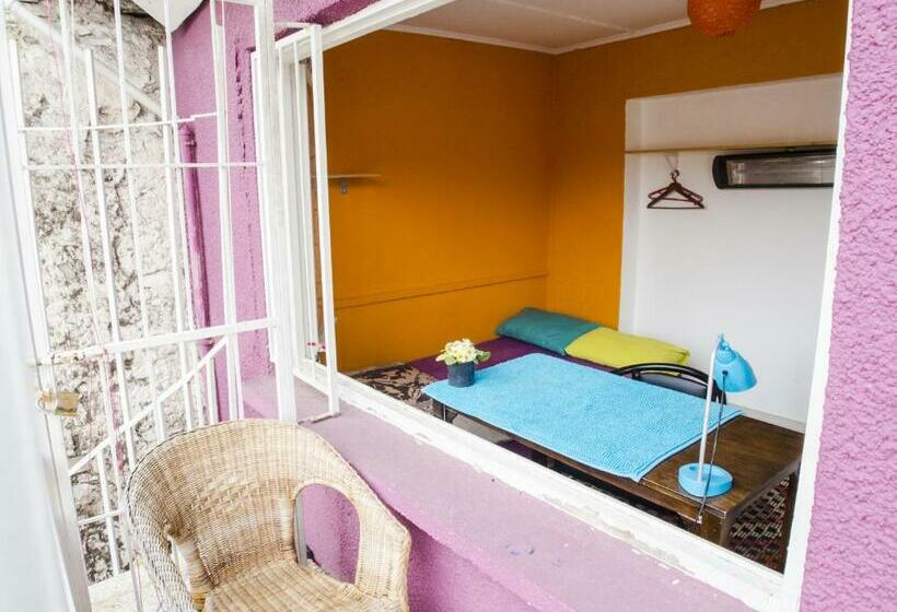 Quarto Estandar Banheiro Compartilhado, Shantihome