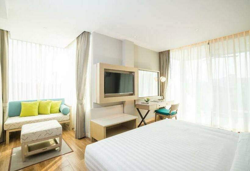 Номер Deluxe с Гидромассажем, Avani+ Hua Hin Resort