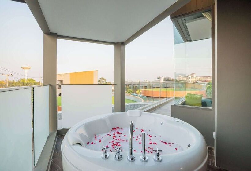 Номер Deluxe, Avani+ Hua Hin Resort