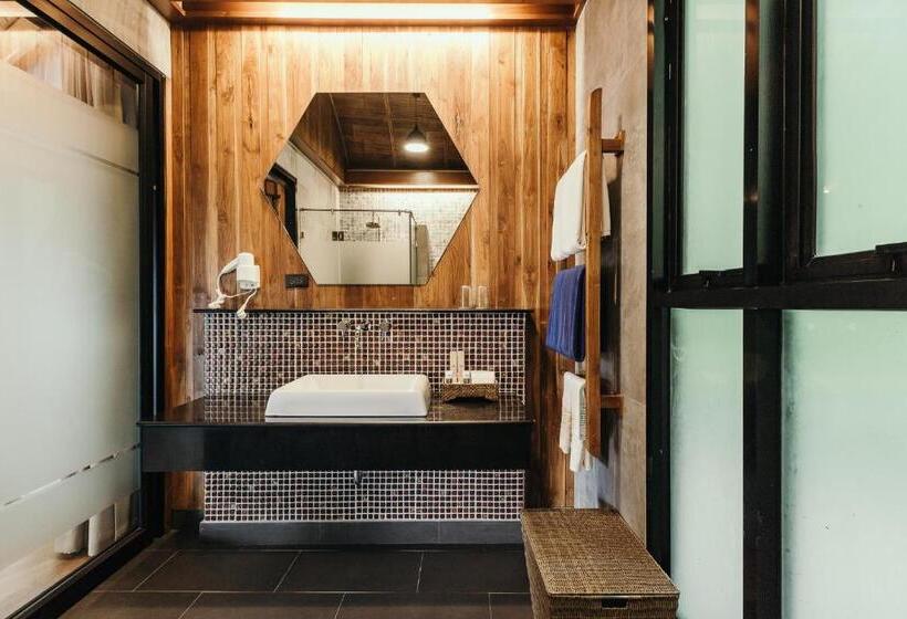 스위트 킹사이즈 침대, Aonang Fiore Resort   Sha Extra Plus