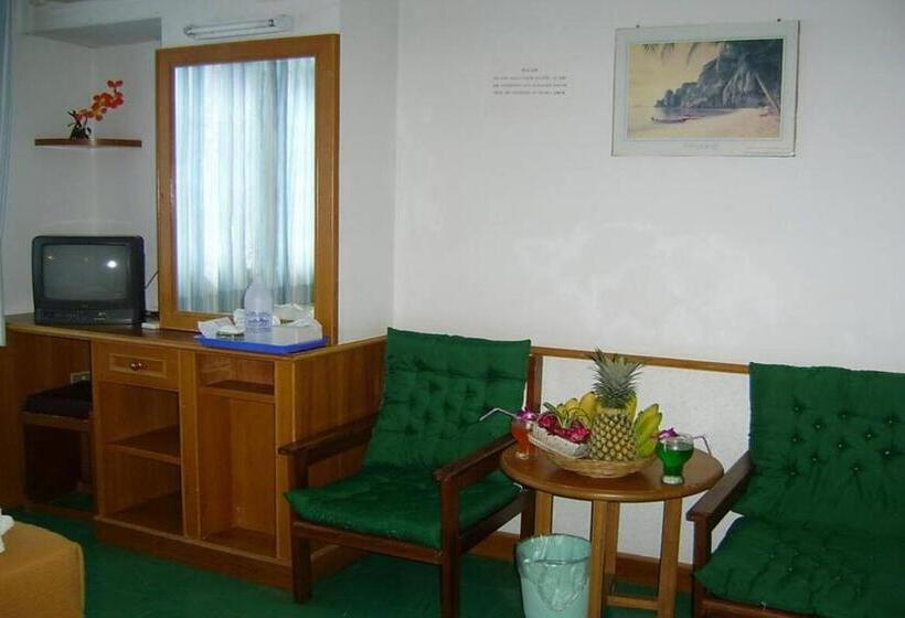 스탠다드 트리플 룸, Krabi Grand