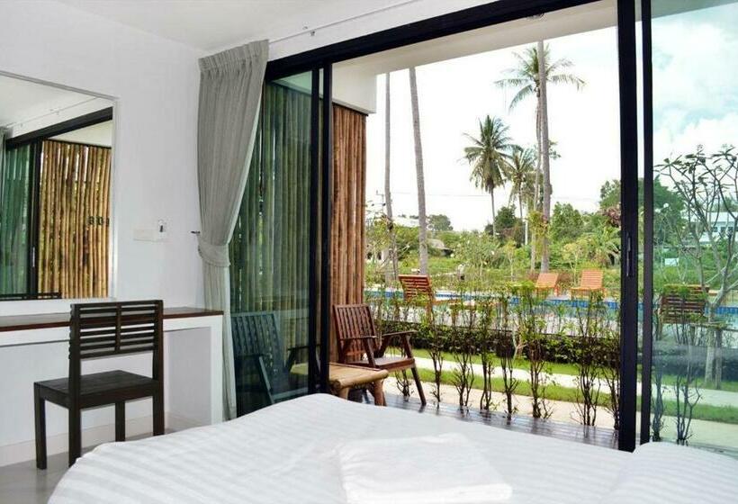 חדר דלוקס נוף בריכה, The Nidhra Boutique Resort