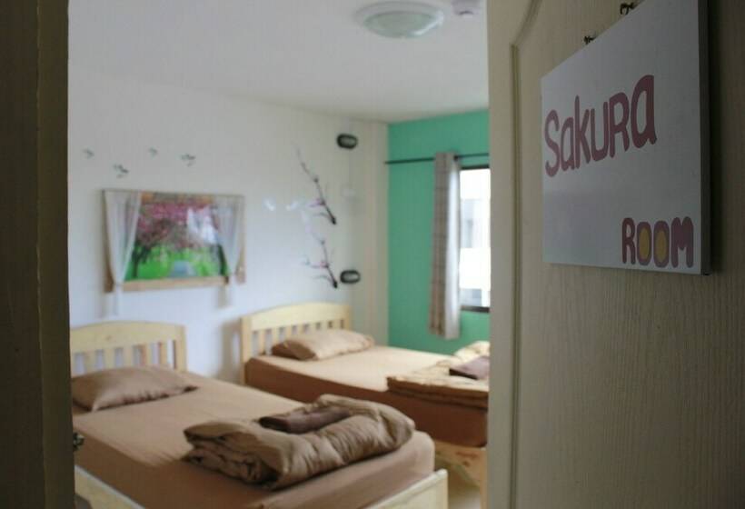 Номер Стандарт, Cm City Hostel