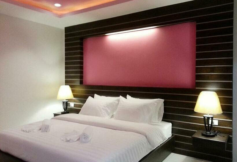 Quarto Deluxe, Purimas Resortel